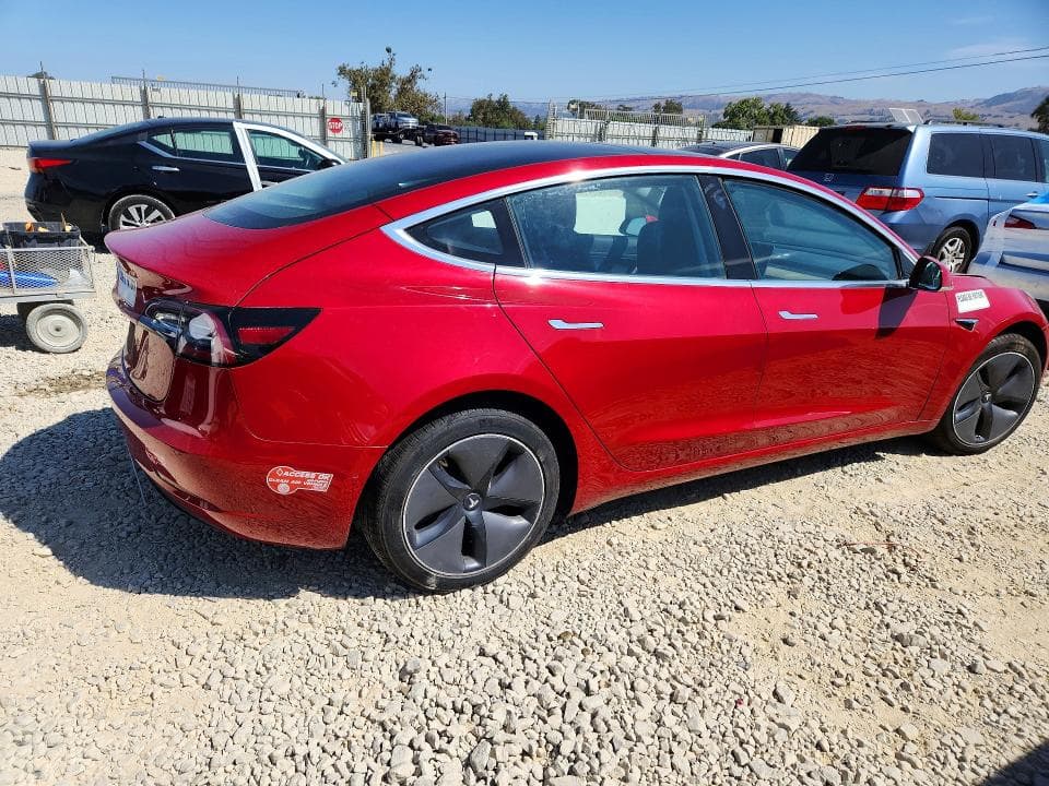 2018 TESLA MODEL 3 3