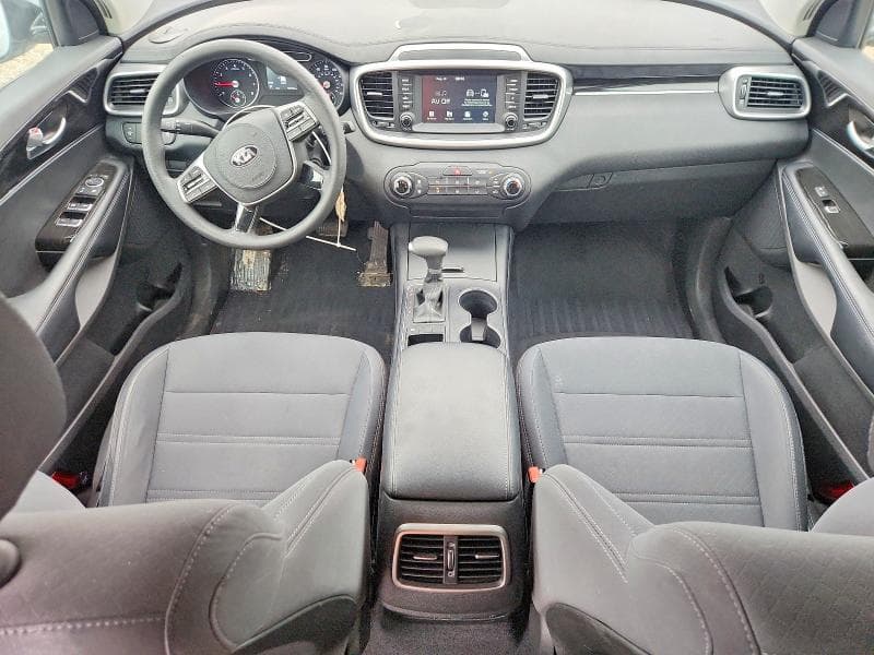 2019 KIA SORENTO L 8