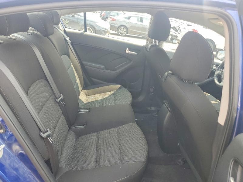2017 KIA FORTE LX 11