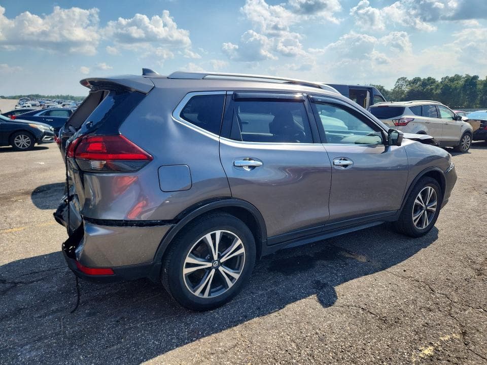 2020 NISSAN ROGUE SV 3