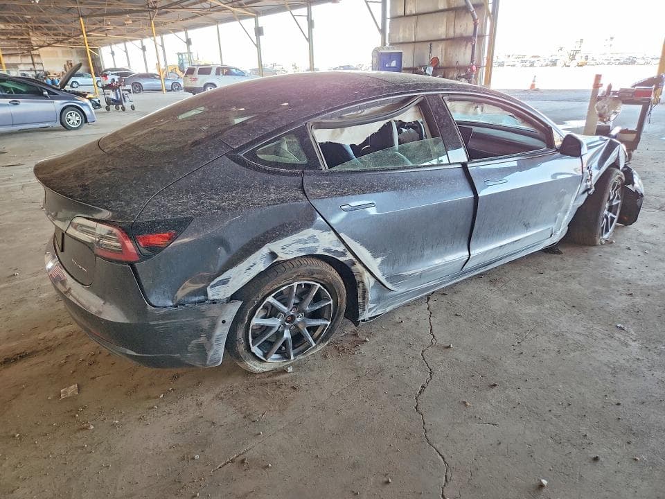 2022 TESLA MODEL 3 3