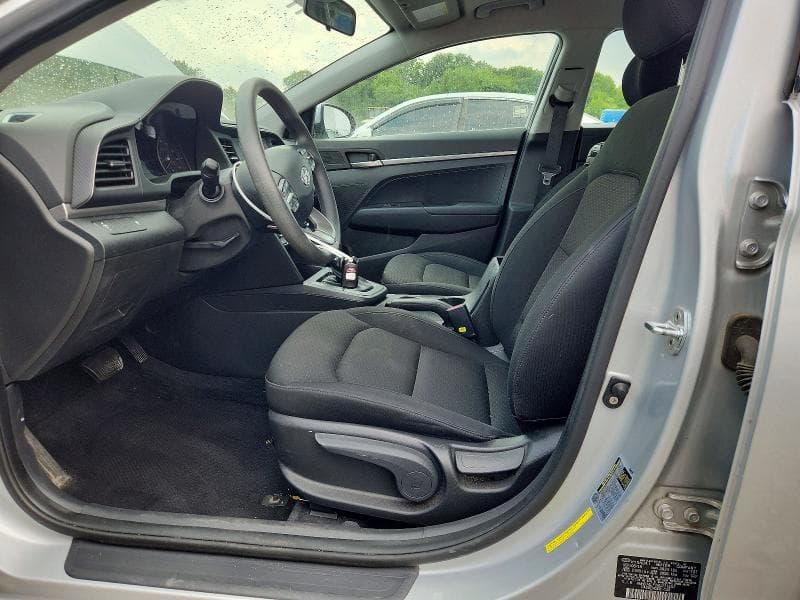 2019 HYUNDAI ELANTRA SE 7