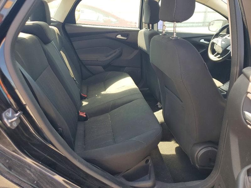 2018 FORD FOCUS SE 10