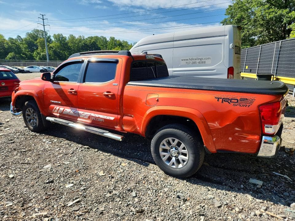 2017 TOYOTA TACOMA SR5 V6 2