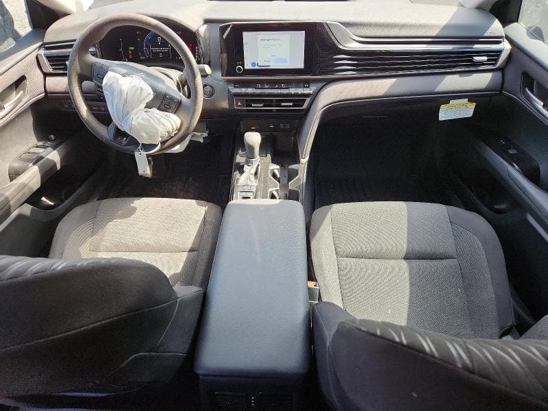 2026 TOYOTA CAMRY LE 8