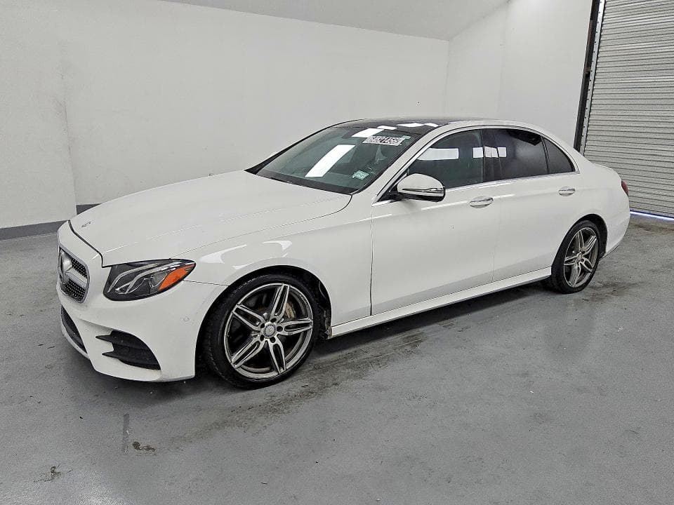 2017 MERCEDES-BENZ E 300 - 1