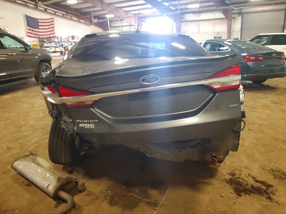 2017 FORD FUSION SE 6