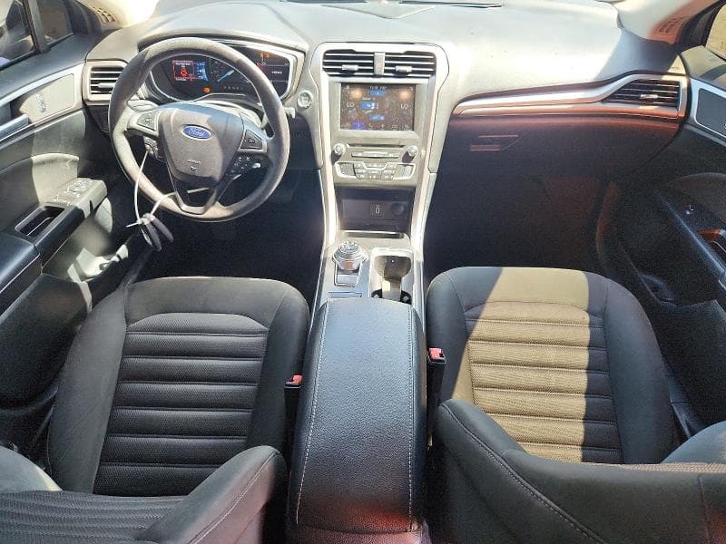 2017 FORD FUSION SE 8