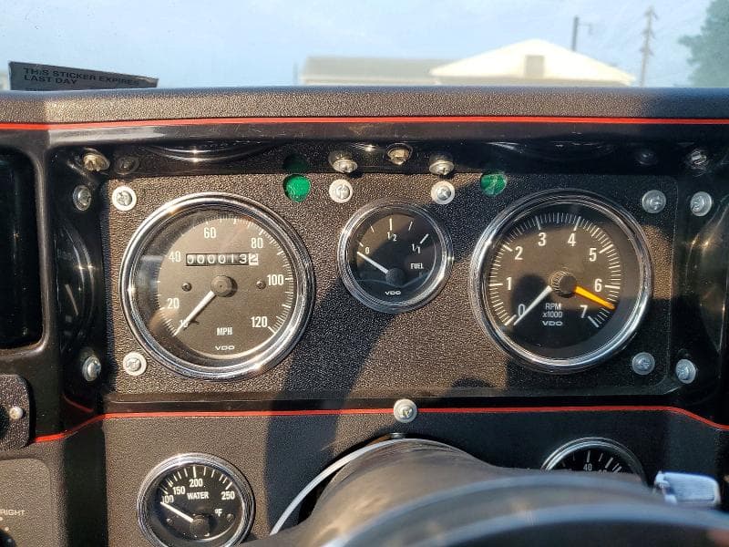 1985 CHEVROLET MONTE CARLO 9