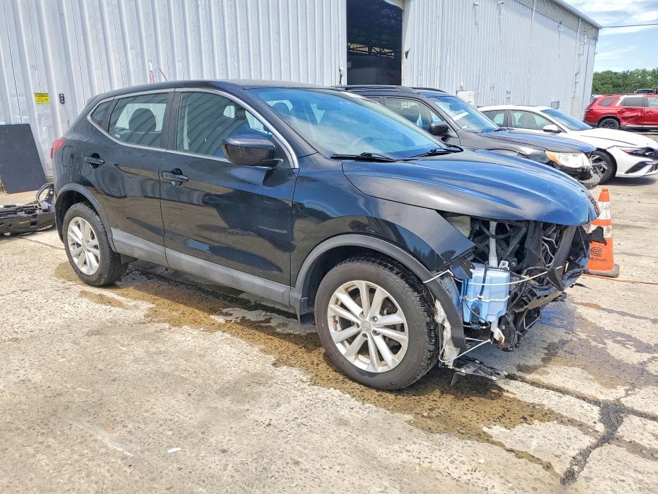 2017 NISSAN ROGUE SPORT S 4
