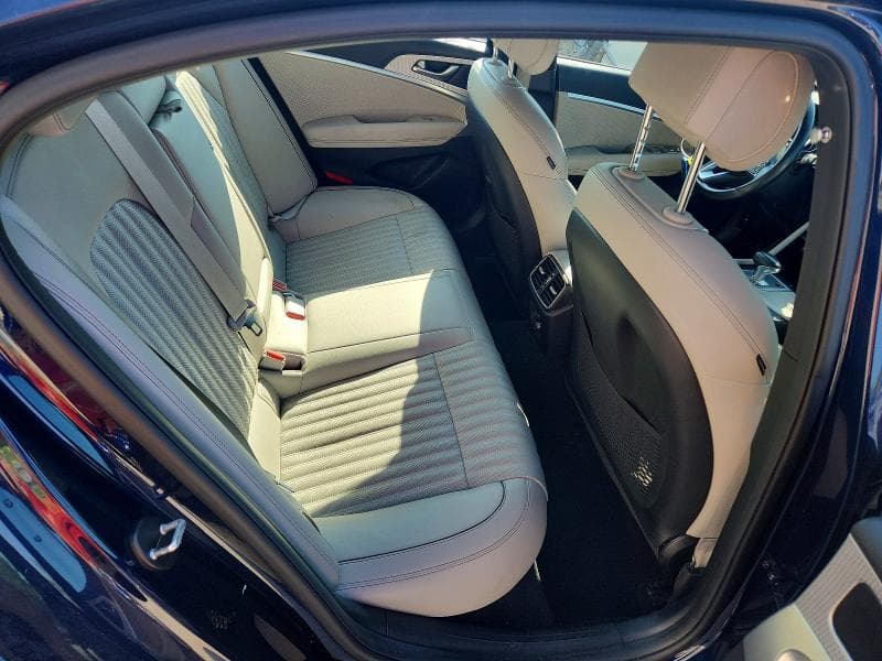 2023 GENESIS G70 2.0T 10