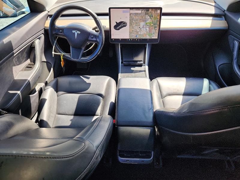 2018 TESLA MODEL 3 8