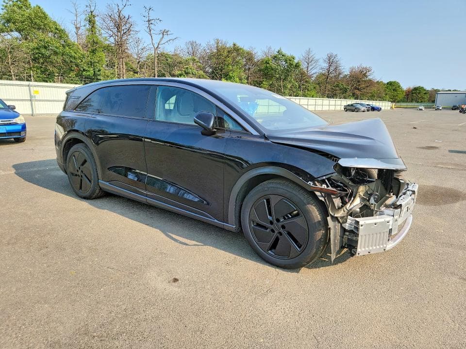 2026 LUCID MOTORS GRAVITY TOURING 4