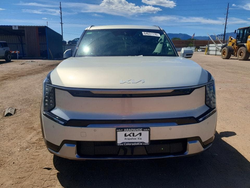 2024 KIA EV9 LAND 5
