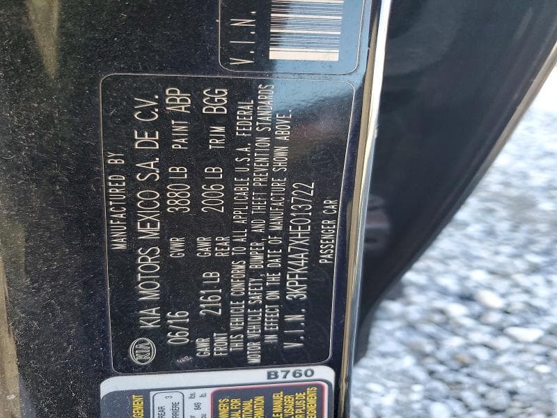 2017 KIA FORTE LX 12