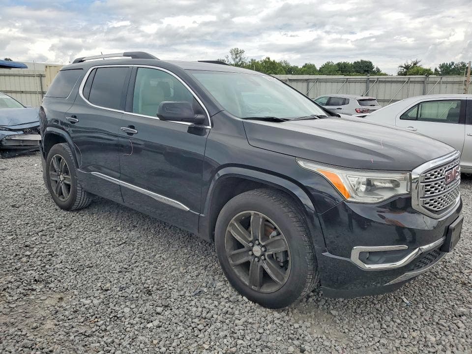 2017 GMC ACADIA DENALI 4
