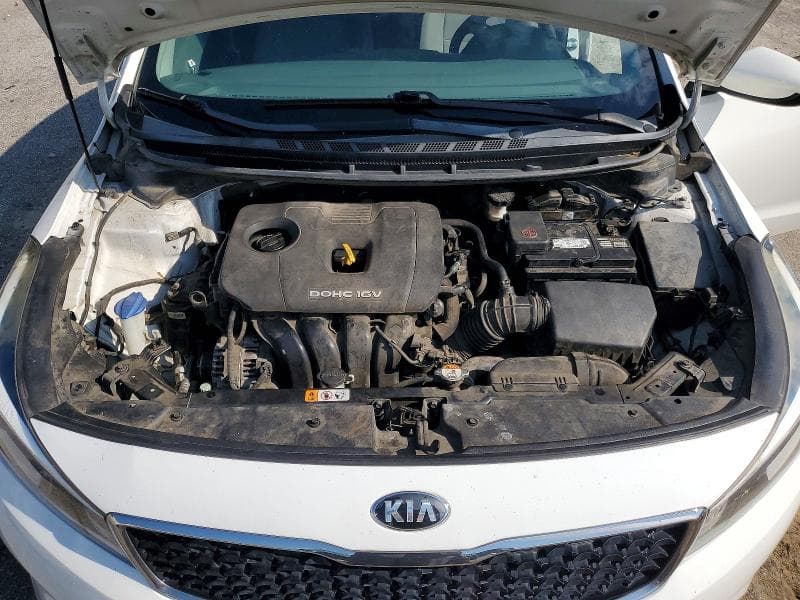 2017 KIA FORTE LX 11