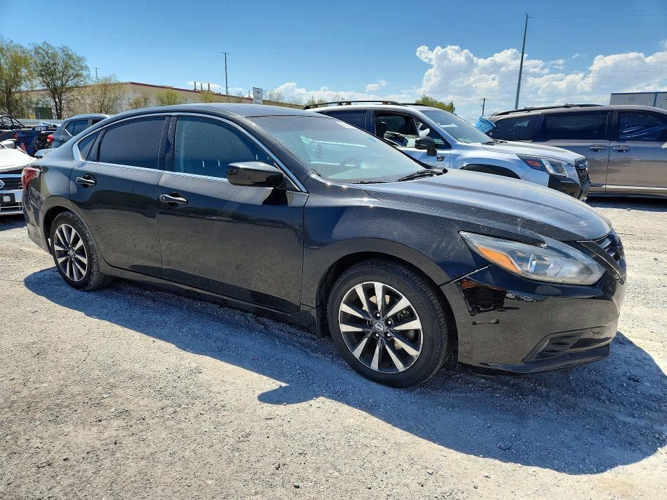 2017 NISSAN ALTIMA 2.5 SR 4