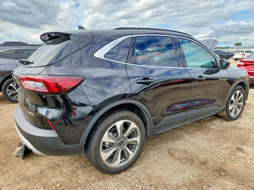 2025 FORD ESCAPE PLATINUM 3