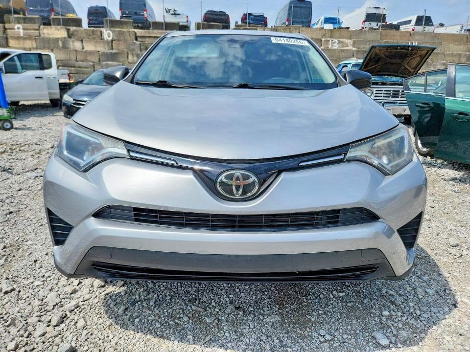 2018 TOYOTA RAV4 LE 5