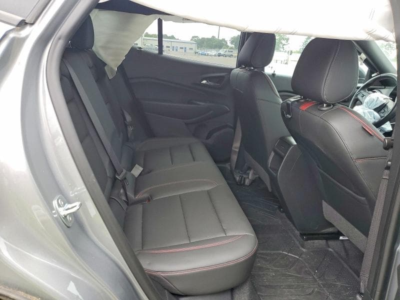 2024 CHEVROLET TRAX 2RS 11