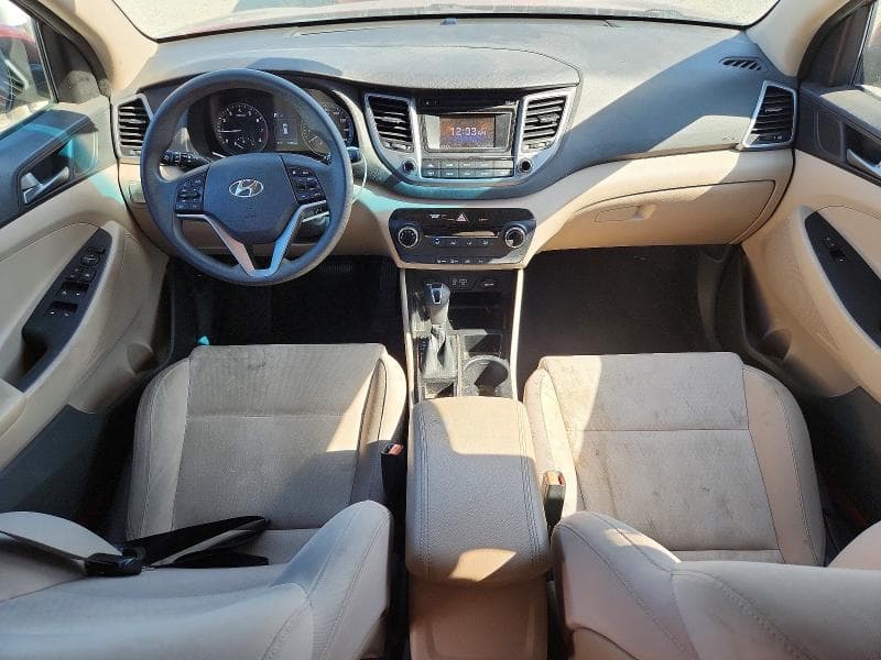 2017 HYUNDAI TUCSON SE 8