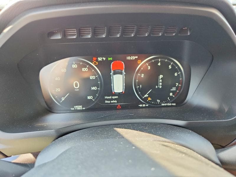 2018 VOLVO XC90 T5 9