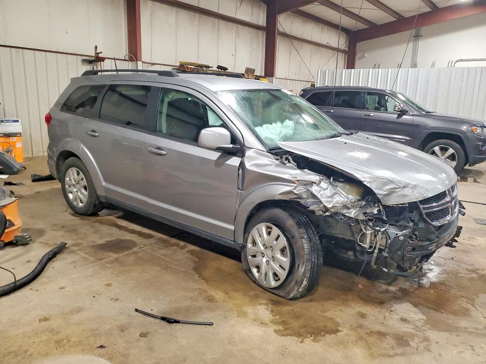 2019 DODGE JOURNEY SE 4