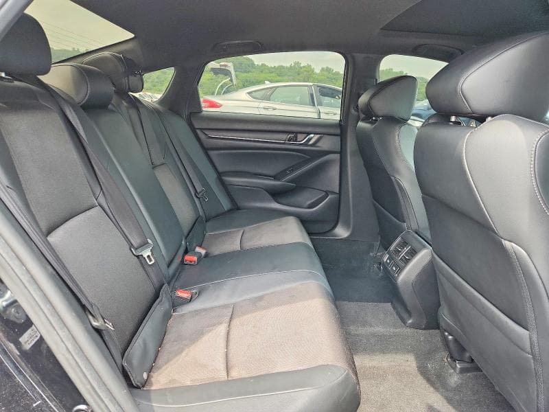 2021 HONDA ACCORD SPORT 10