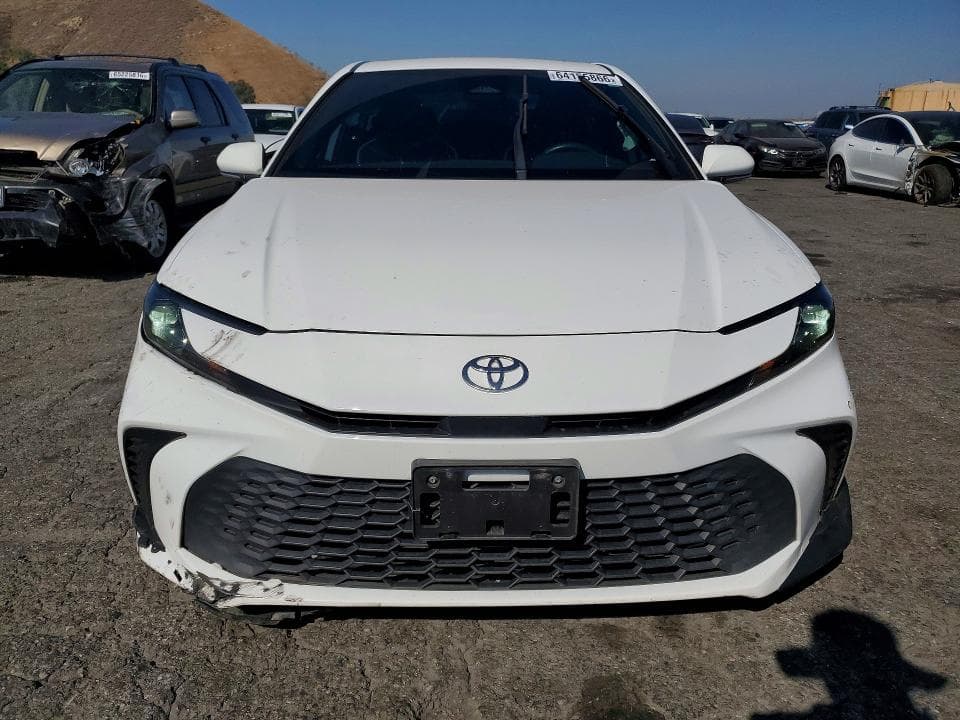 2025 TOYOTA CAMRY SE 5