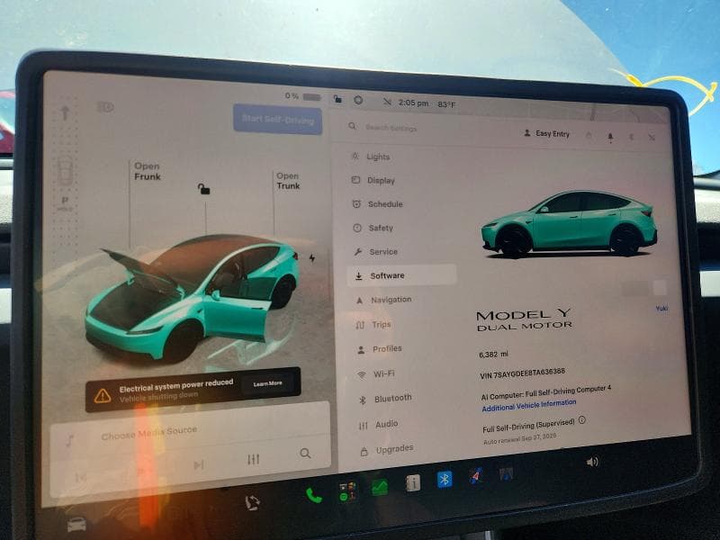 2026 TESLA MODEL Y 9