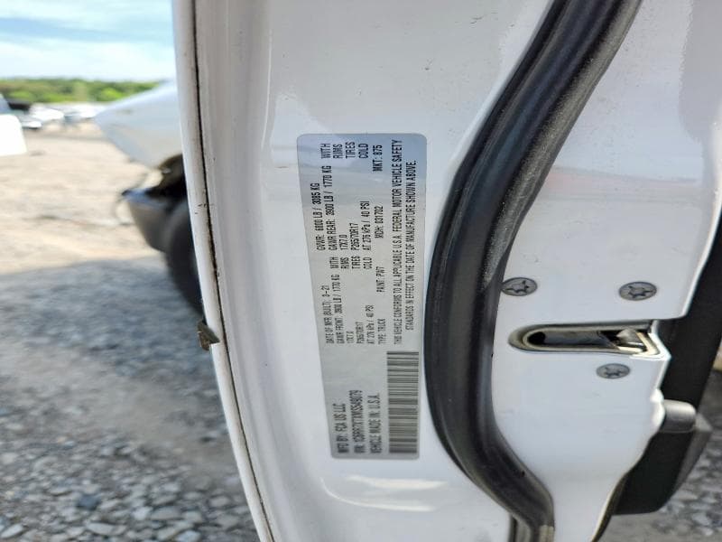 2021 RAM 1500 CLASSIC SSV 12