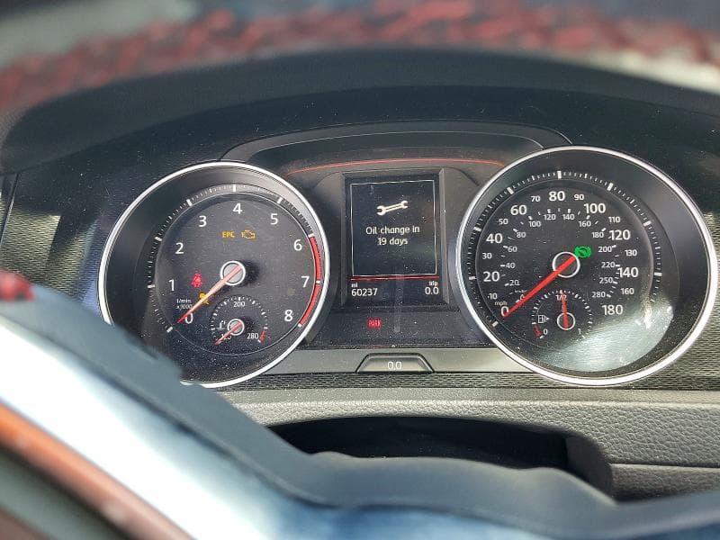 2017 VOLKSWAGEN GTI S/SE 9