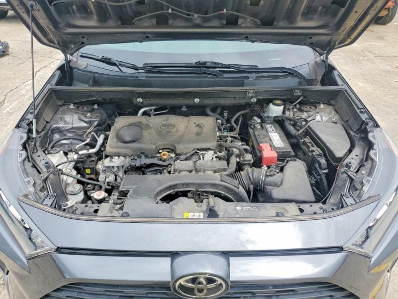 2019 TOYOTA RAV4 LE 12