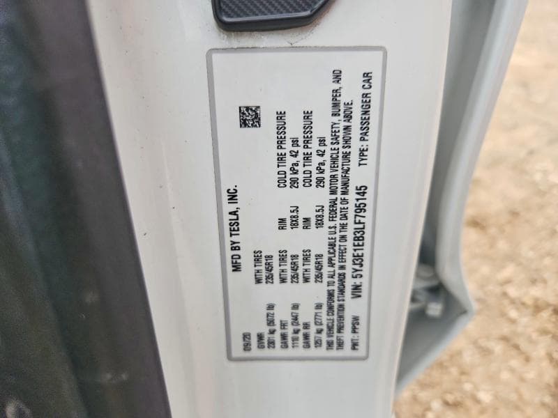 2020 TESLA MODEL 3 12