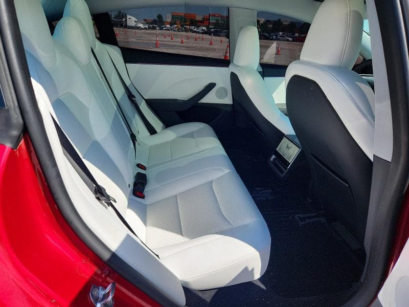 2026 TESLA MODEL 3 10