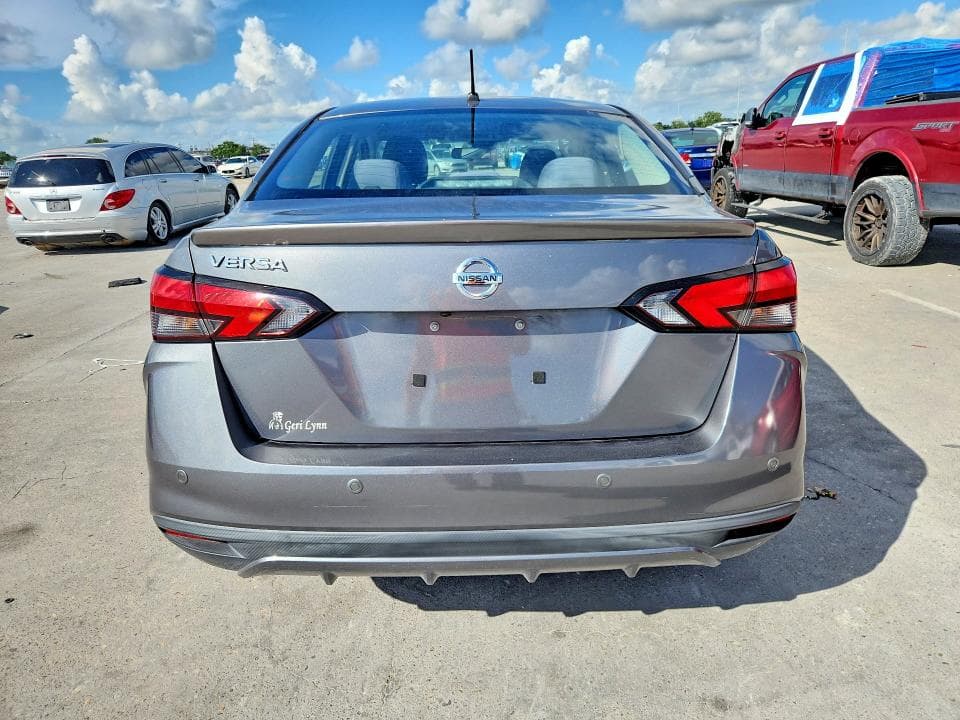 2021 NISSAN VERSA S 6