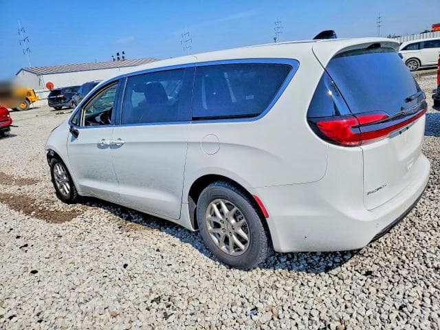 2024 CHRYSLER PACIFICA TOURING L 2