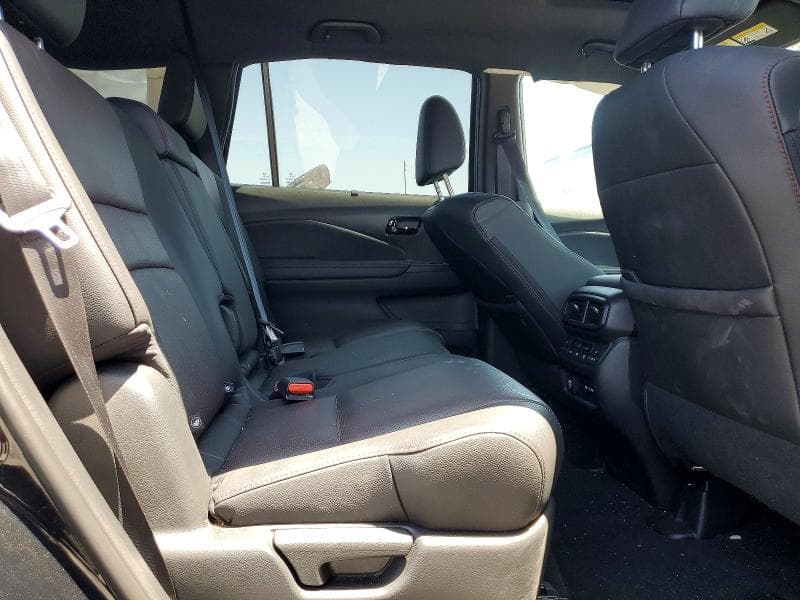2024 HONDA PASSPORT BLACK EDITION 10