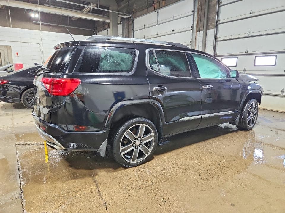 2018 GMC ACADIA DENALI 3