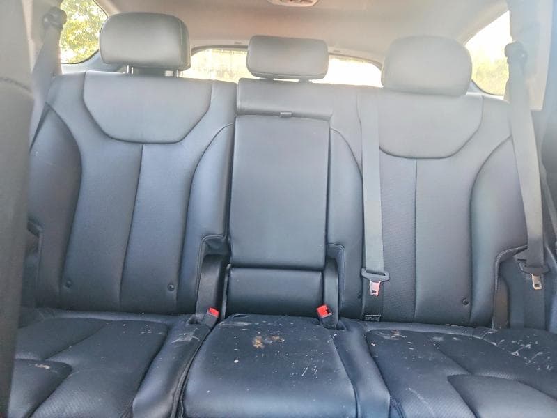 2019 HYUNDAI SANTA FE LIMITED 10