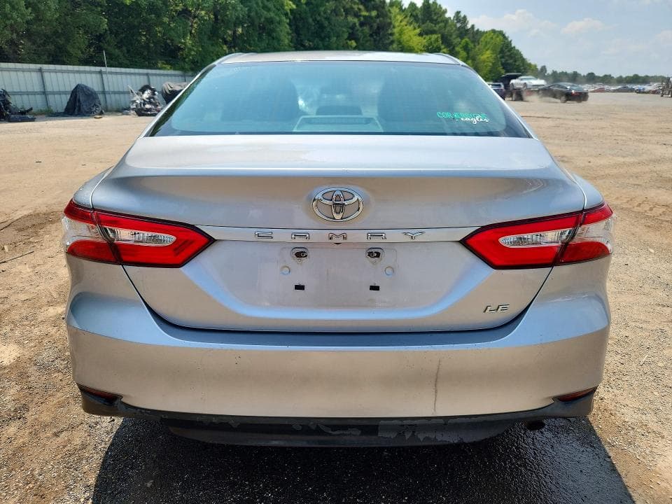 2018 TOYOTA CAMRY LE 6