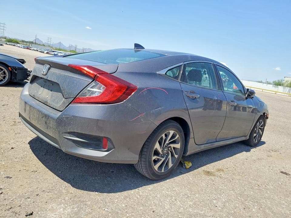 2017 HONDA CIVIC EX 3