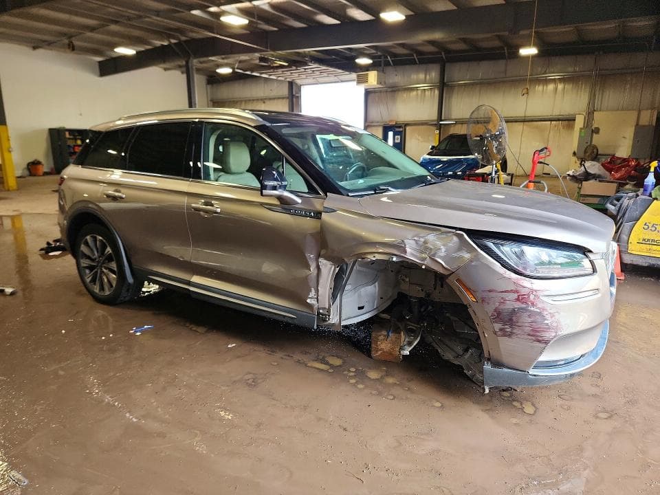 2020 LINCOLN CORSAIR RESERVE 4