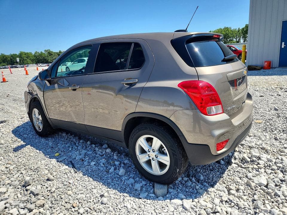2021 CHEVROLET TRAX LS 2