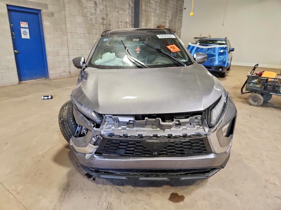 2022 MITSUBISHI ECLIPSE CROSS SE 5