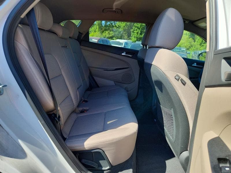 2019 HYUNDAI TUCSON SE 11
