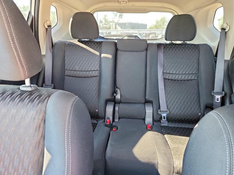 2019 NISSAN ROGUE S 10