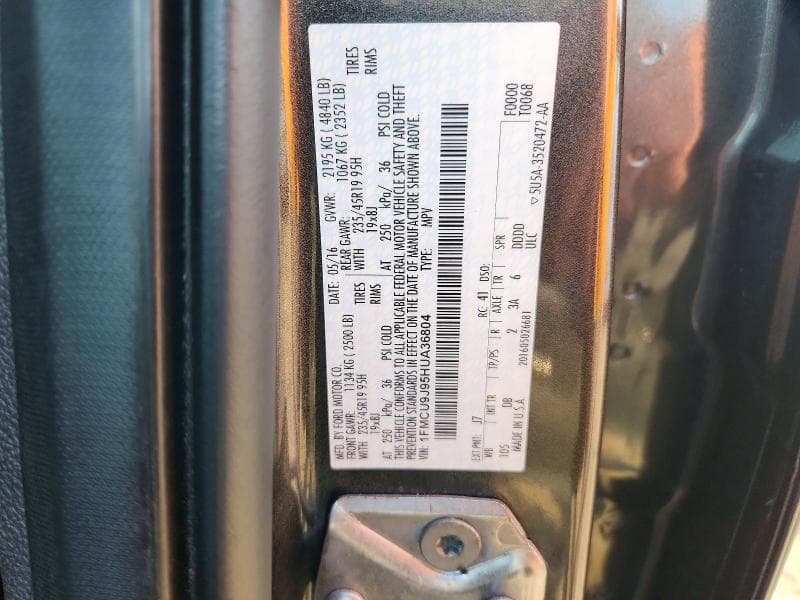 2017 FORD ESCAPE TITANIUM 12