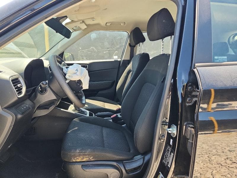 2022 HYUNDAI VENUE SE 7